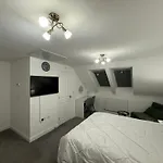 En-Suite Studio - Luxurymeetscomfort